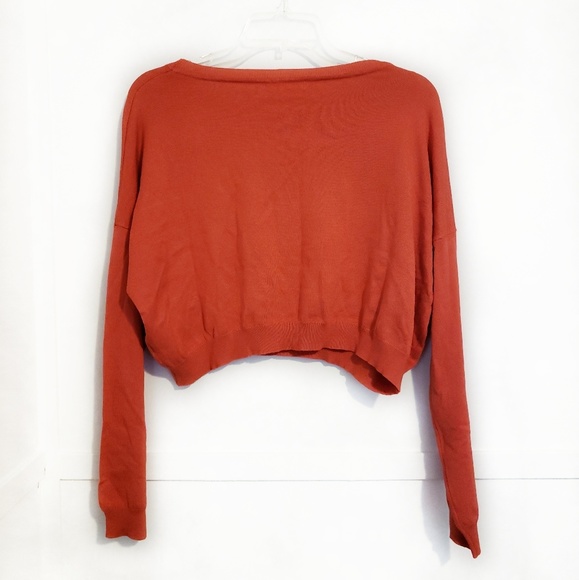 NWT Red Crop Sweater - Picture 2 of 4